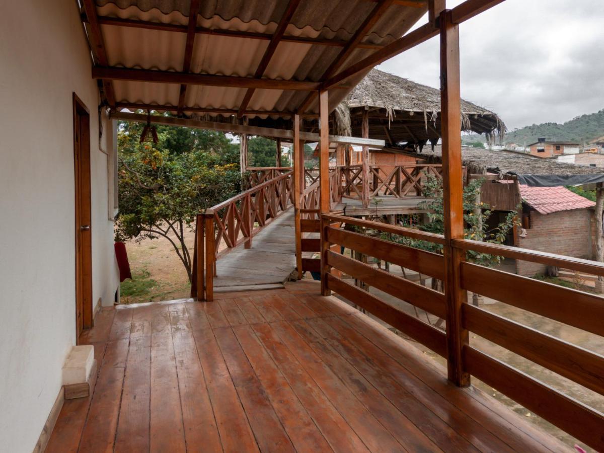 Hostal Tortuga Dorada Puerto López Zewnętrze zdjęcie