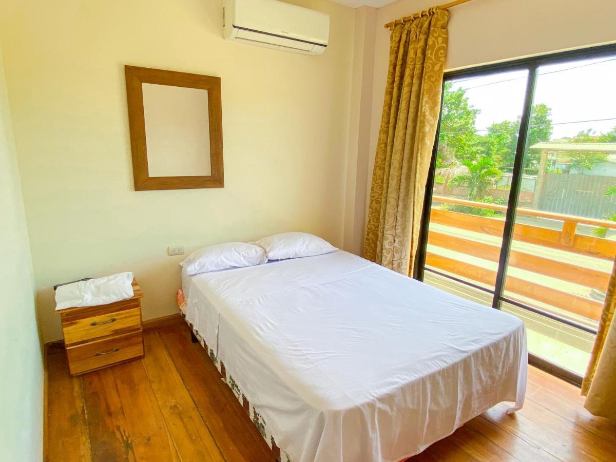 Hostal Tortuga Dorada Puerto López Zewnętrze zdjęcie