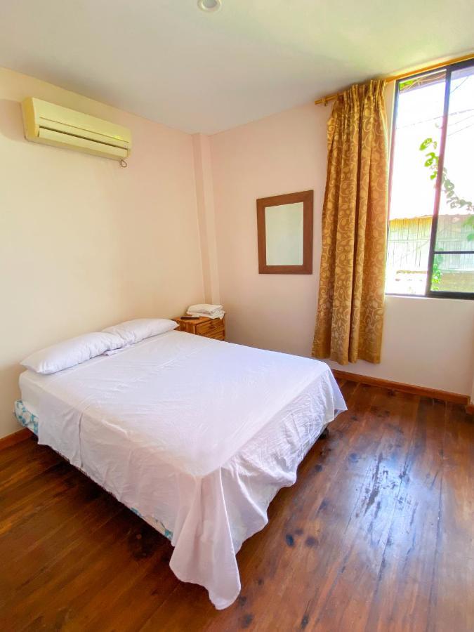 Hostal Tortuga Dorada Puerto López Zewnętrze zdjęcie