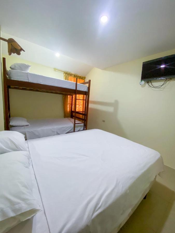 Hostal Tortuga Dorada Puerto López Zewnętrze zdjęcie