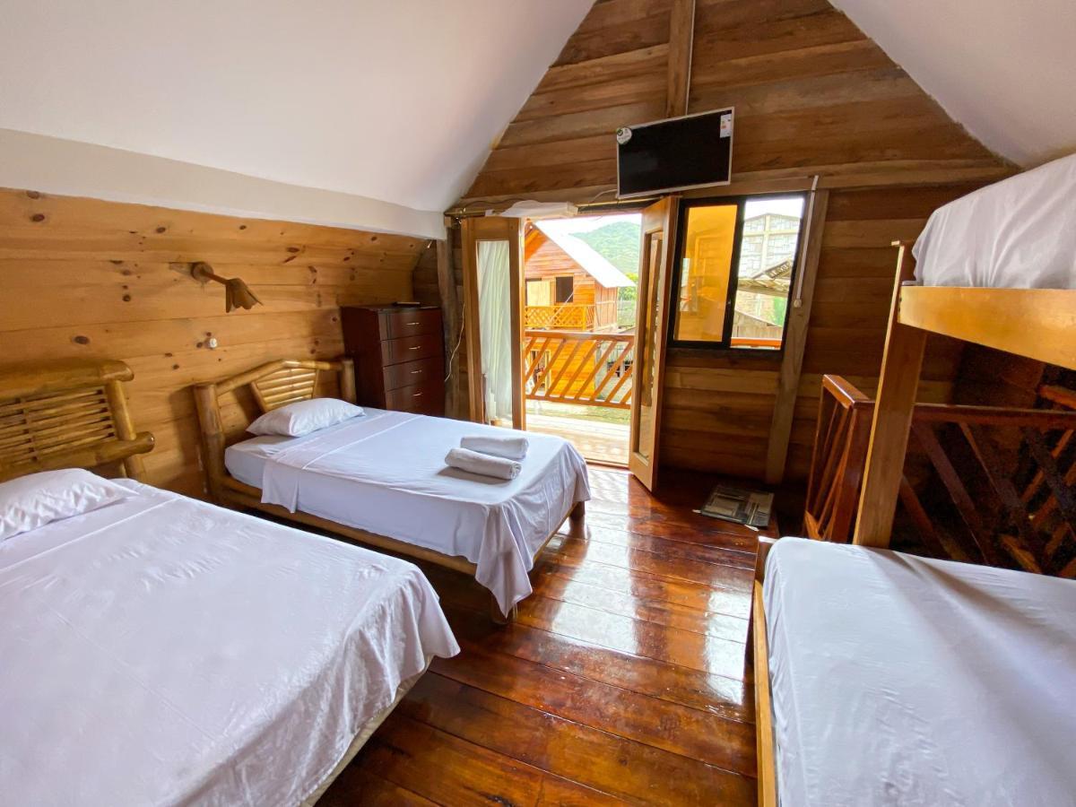 Hostal Tortuga Dorada Puerto López Zewnętrze zdjęcie