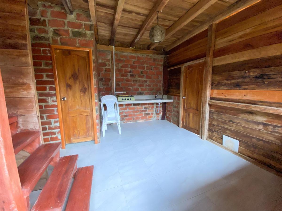 Hostal Tortuga Dorada Puerto López Zewnętrze zdjęcie